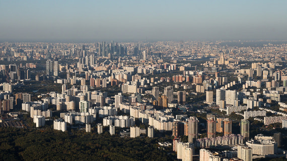 Средства ПВО уничтожили два беспилотника, летевших на Москву