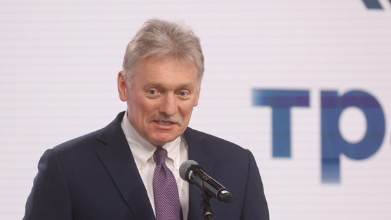 Песков: Россия не будет устанавливать оружие на торговые суда