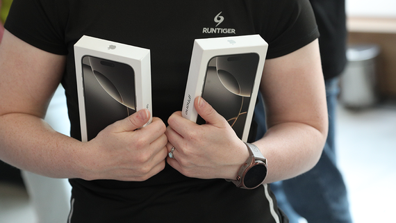 Apple cнова стала самой дорогой компанией с капитализацией в $5 трлн