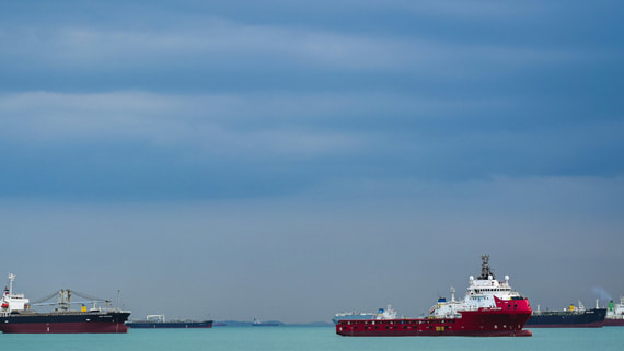 США и Иран начали обсуждать вопрос судоходства в Красном море