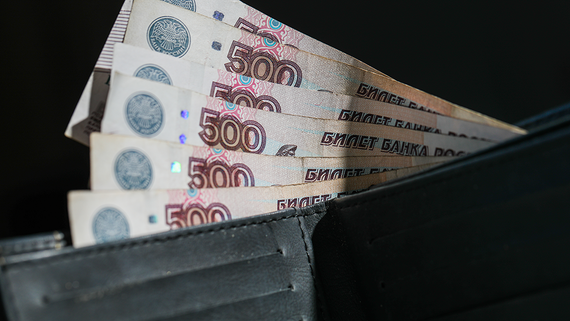 Средняя зарплата в России составила 110 000 рублей