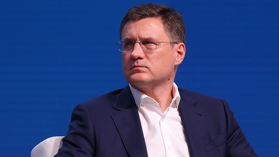 Новак поручил проработать меры поддержки пострадавшему от атак на склады бизнесу