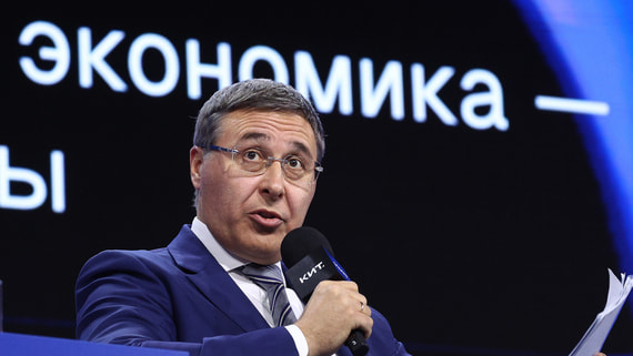 Фальков назвал платный прием в вузы борьбой с некачественным образованием