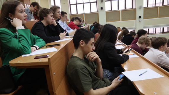 В вузах появится единый экзамен по русскому языку для иностранцев