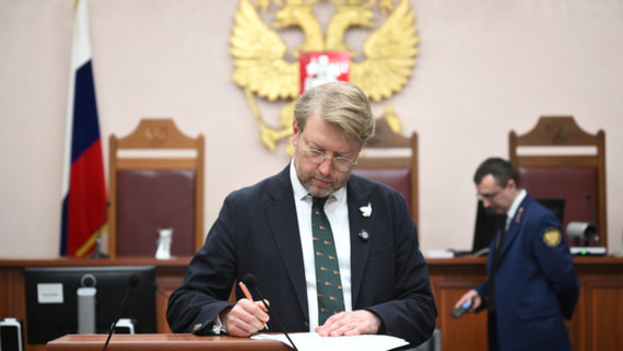 «Яблоко» получило мотивированное решение ВС о снятии с выборов в Госдуму