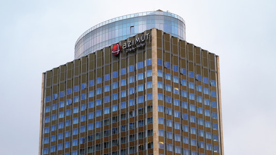 Владелец Azimut Hotels Клячин вернул себе гостиницу на Варшавском шоссе