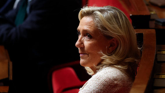 В Париже начинается рассмотрение апелляции по делу Марин Ле Пен