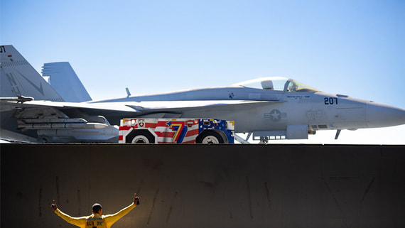 США отправят авианосную ударную группу на Ближний Восток