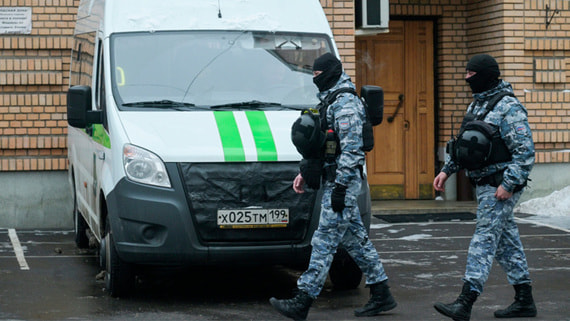 Приставы проверяют, остались ли вещи Долиной в квартире в Хамовниках