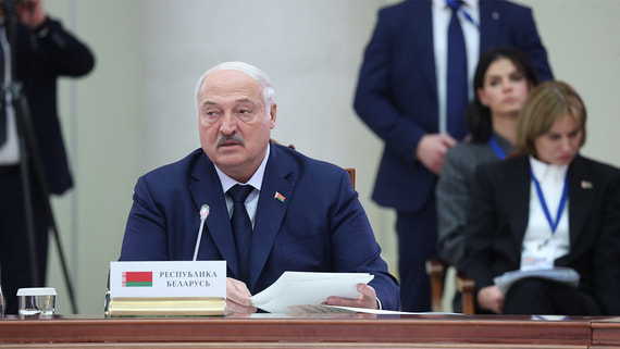 Лукашенко заявил о наиболее удачном моменте для урегулирования по Украине