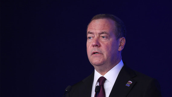 Медведев: Трамп хочет войти в историю и стать как Путин