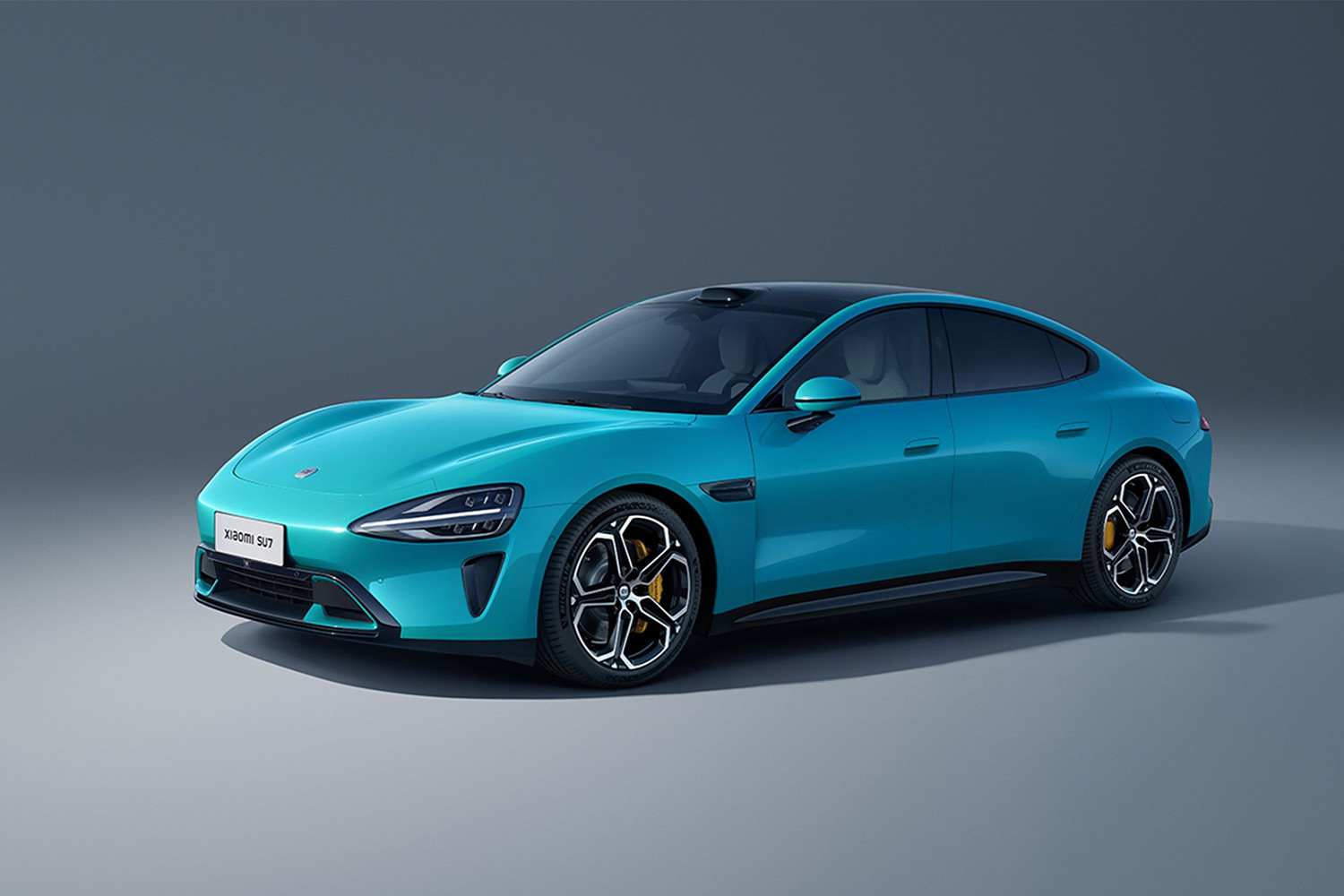 Обновленный Xiaomi SU7 на максимуме: рекорд скорости и быстрой зарядки