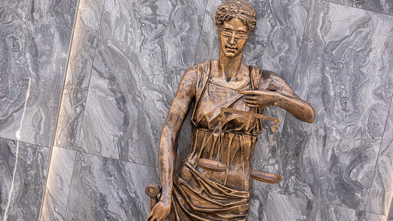 Суд заочно рассмотрит дело приказавшего сбить самолет с пленными командира ВСУ