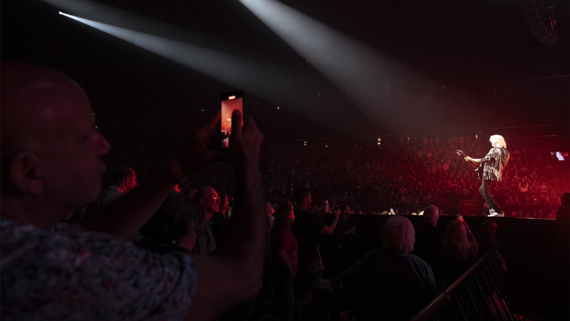 Группа Queen не будет выступать в США в ближайшем будущем