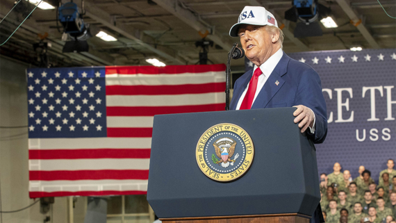 Трамп: США перебрасывают к Ирану более крупные силы, чем к Венесуэле