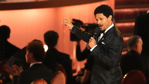 Артисты выразили протест действиям ICE на «Грэмми-2026»