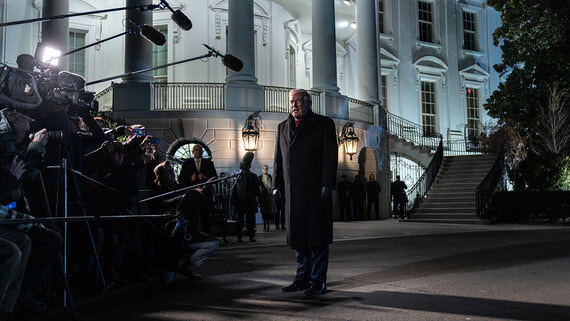 Трамп потребует от Гарвардского университета $1 млрд